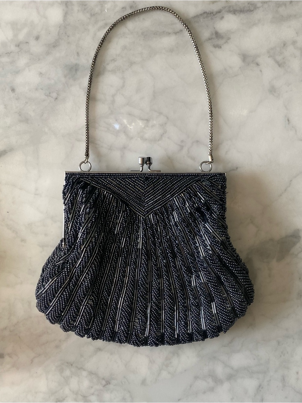 VTG dark Gray Beaded Clutch Evening Purse Kisslock Flapper Magid